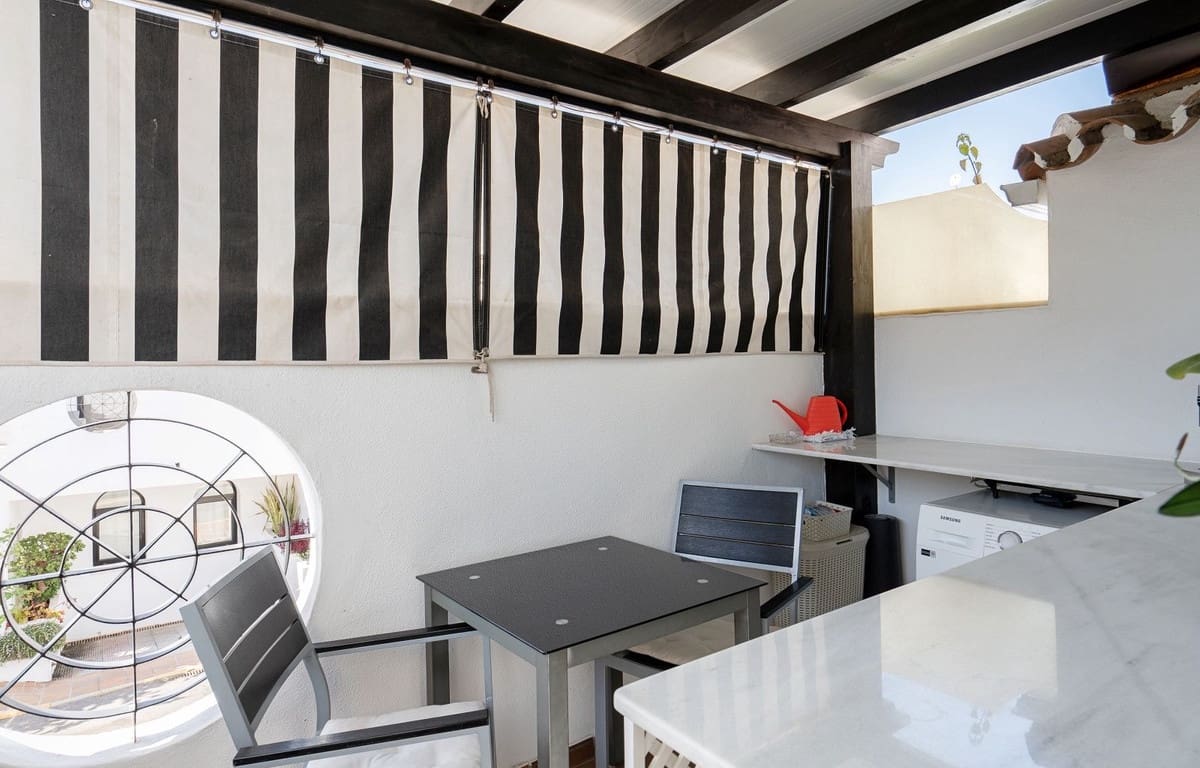 3 chambre Maison de Ville à vendre à Costalita avec piscine garage - 680 000 € (Ref: 10059535)