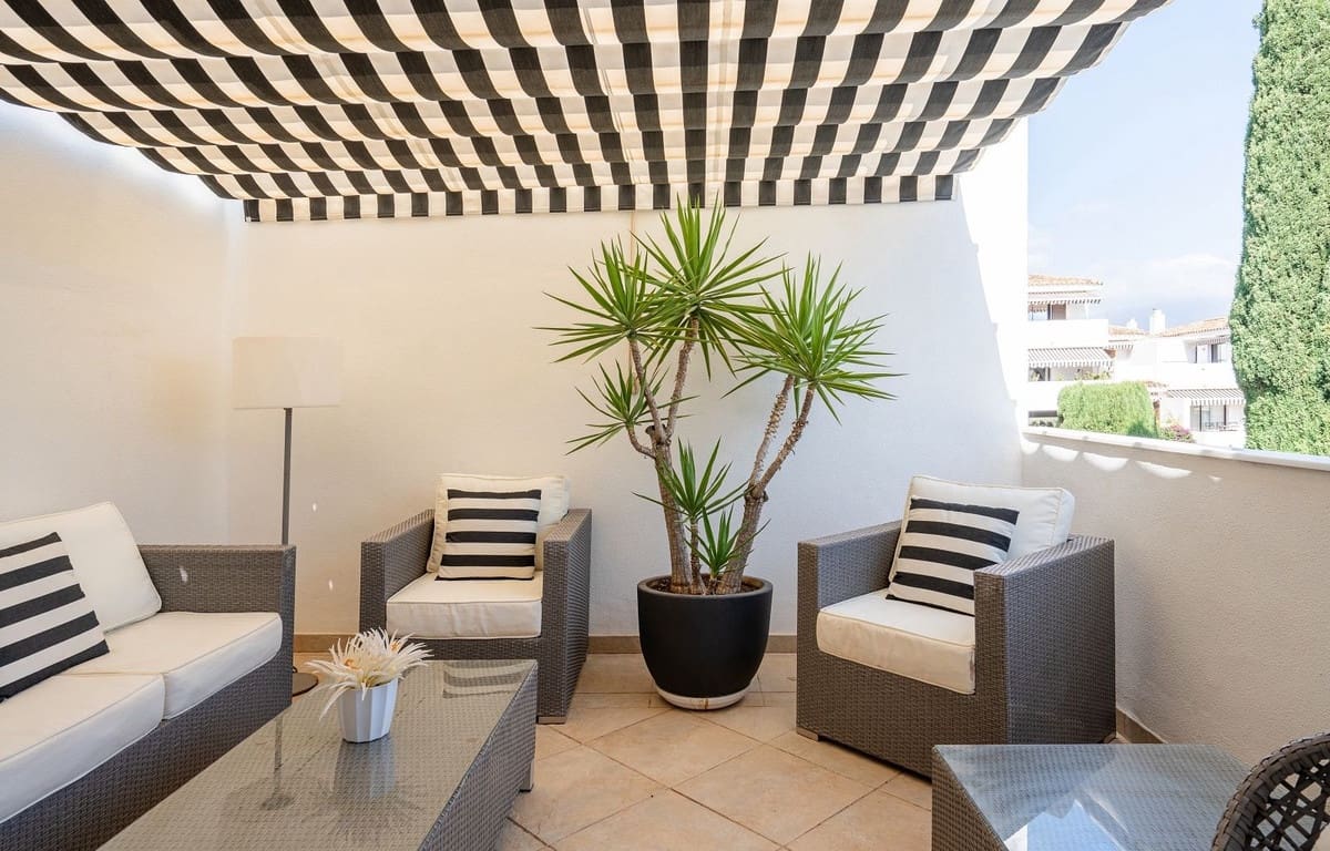 3 chambre Maison de Ville à vendre à Costalita avec piscine garage - 680 000 € (Ref: 10059535)