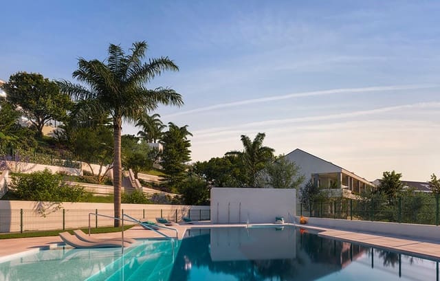 2 makuuhuone Kattohuoneisto myytävänä paikassa Benalmadena Costa, Benalmádena mukana uima-altaan 
autotalli - 598 000 € (Ref: 10059538)