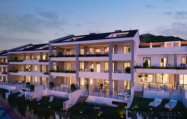 2 makuuhuone Kattohuoneisto myytävänä paikassa Benalmadena Costa, Benalmádena mukana uima-altaan 
autotalli - 598 000 € (Ref: 10059538)