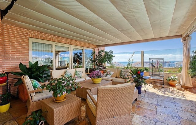 3 sypialnia Apartament na sprzedaż w Benalmadena Costa, Benalmádena z basenem garażem - 1 533 000 € (Ref: 10059541)