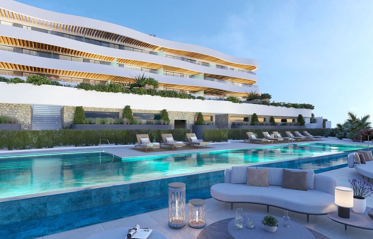 2 sovrum Lägenhet till salu i Mijas Costa med pool garage - 1 056 000 € (Ref: 8421693)