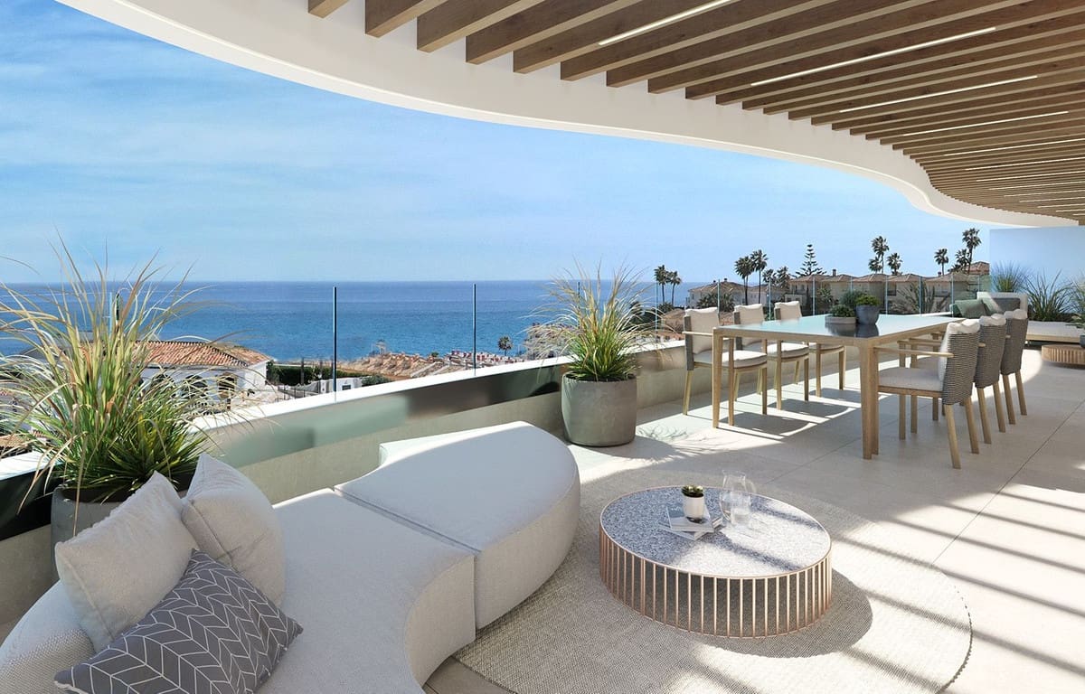 2 sovrum Lägenhet till salu i Mijas Costa med pool garage - 1 056 000 € (Ref: 8421693)
