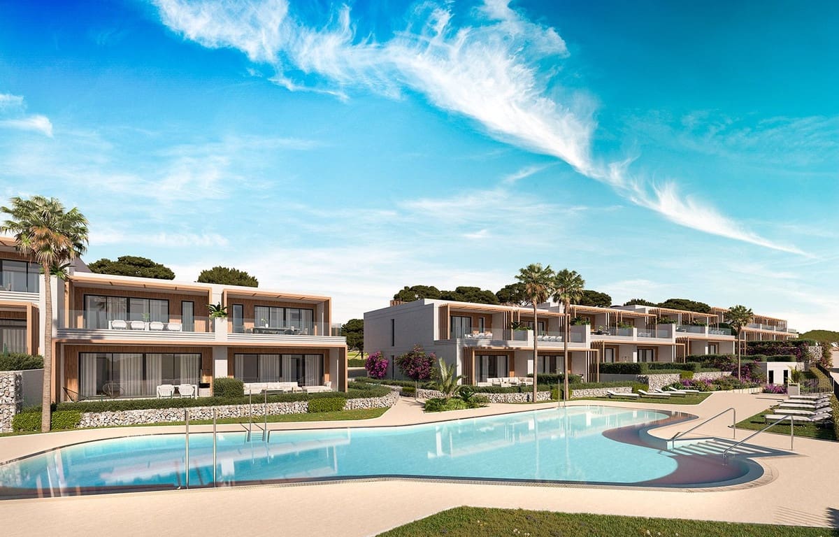3 soveværelse Byhus til salg i Mijas Costa med swimmingpool garage - € 891.000 (Ref: 8440204)