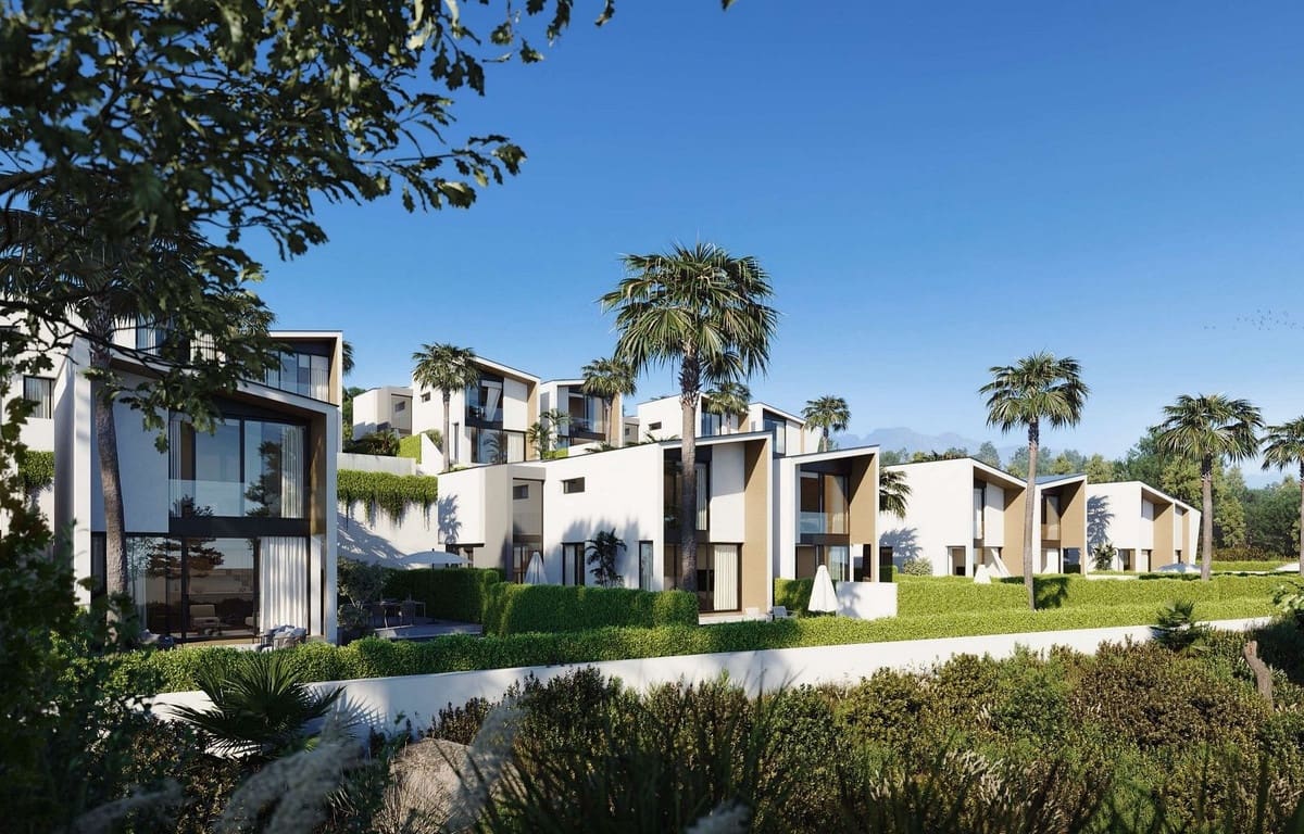 3 slaapkamer Villa te koop in El Chaparral met zwembad garage - € 1.349.000 (Ref: 8465484)
