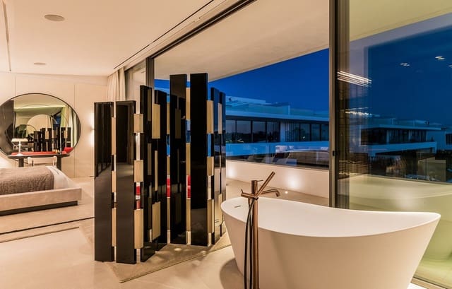 3 quarto Moradia para venda em Golden Mile, Marbella com piscina garagem - 7 500 000 € (Ref: 8477180)
