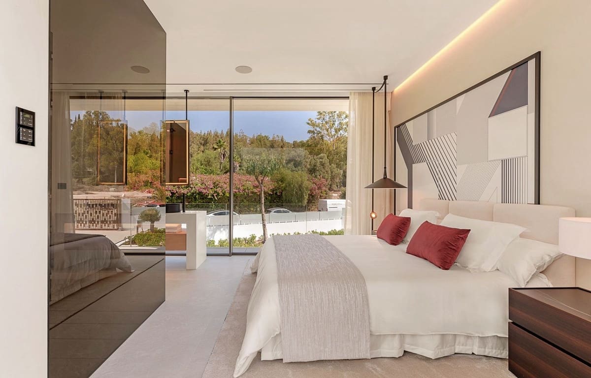 3 bedroom Villa for sale in Golden Mile with pool garage - € 7,500,000 (Ref: 8477180)