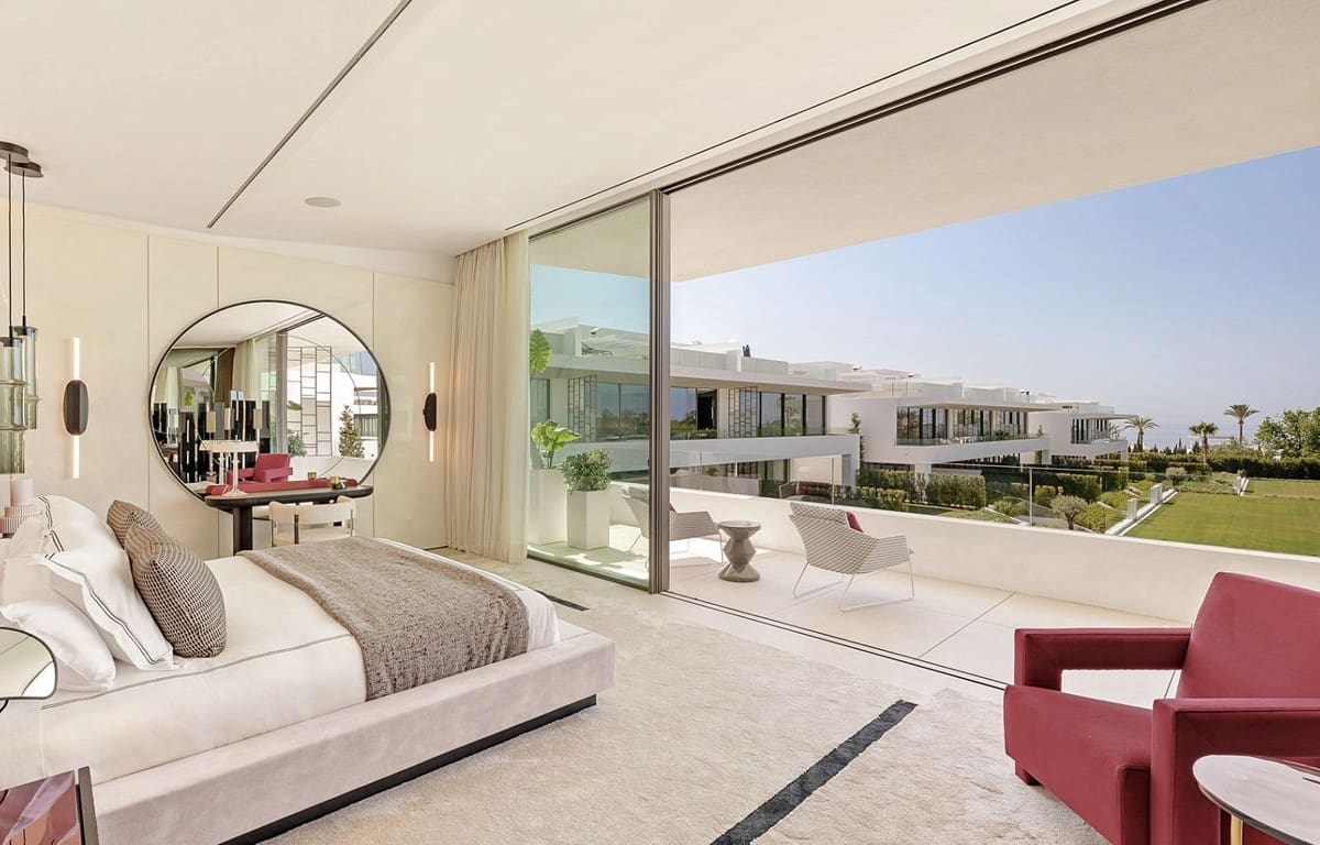 3 bedroom Villa for sale in Golden Mile with pool garage - € 7,500,000 (Ref: 8477180)