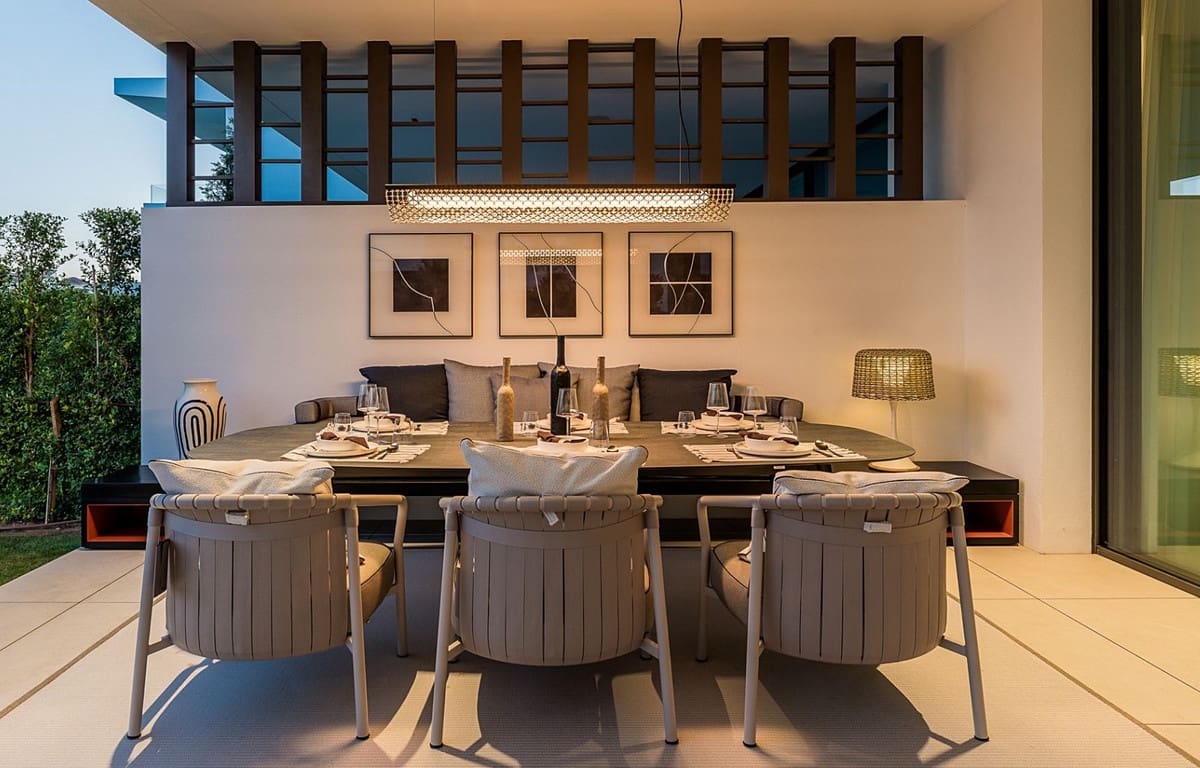 3 bedroom Villa for sale in Golden Mile with pool garage - € 7,500,000 (Ref: 8477180)