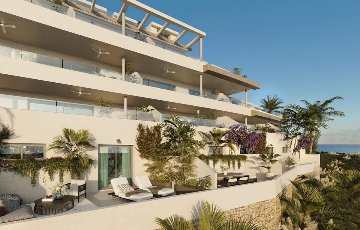 3 bedroom Penthouse for sale in Torrequebrada with pool garage - € 1,040,000 (Ref: 8614301)