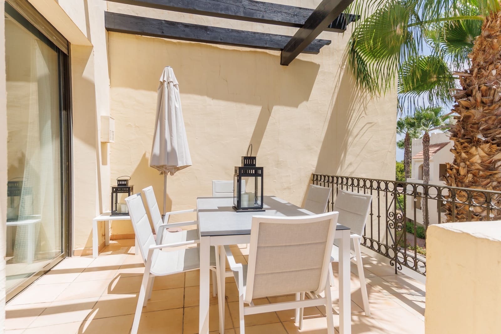 2 sovrum Takvåning till salu i Roda med pool garage - 244 950 € (Ref: 10004641)
