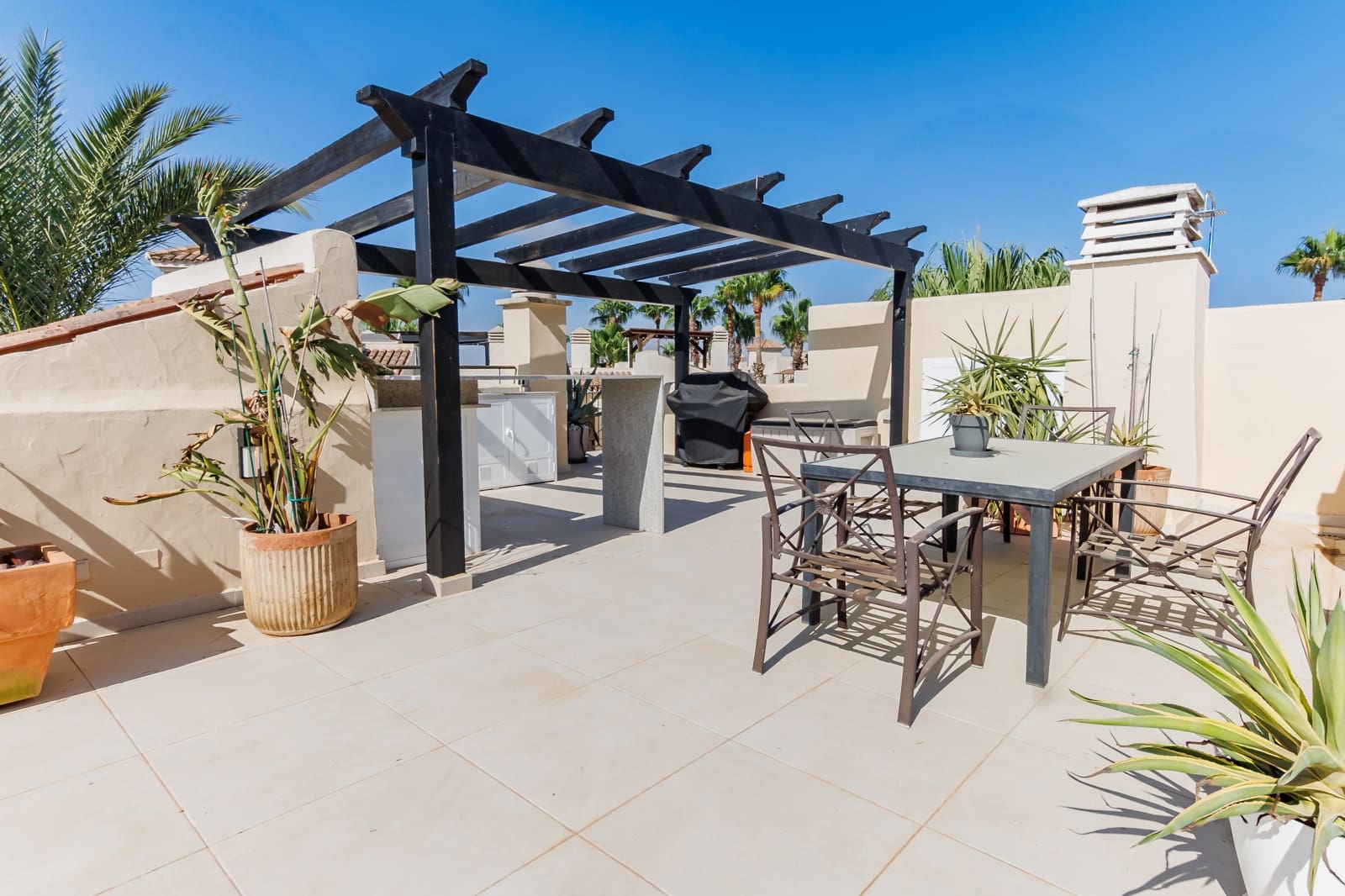 2 slaapkamer Penthouse te koop in Roda met zwembad garage - € 279.950 (Ref: 10016686)