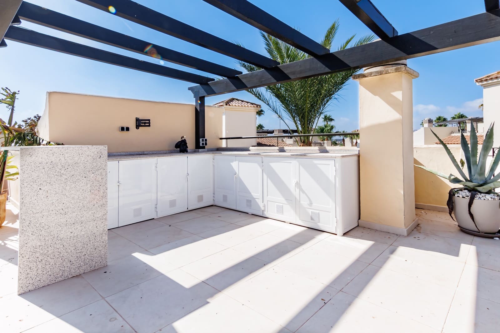 2 slaapkamer Penthouse te koop in Roda met zwembad garage - € 279.950 (Ref: 10016686)