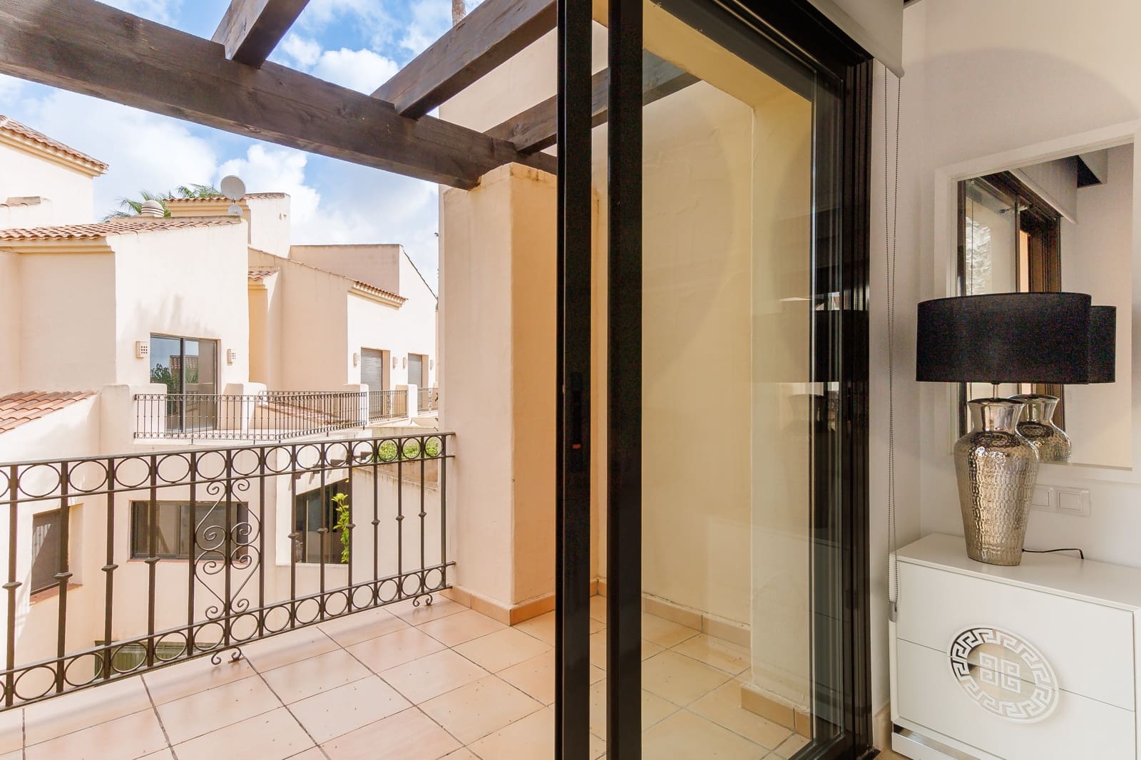 3 slaapkamer Huis te koop in Roda met zwembad garage - € 315.000 (Ref: 10016709)
