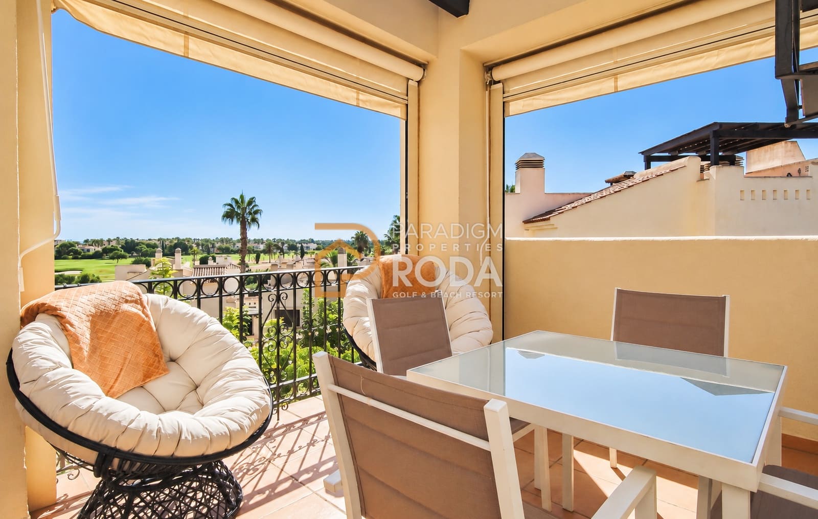 Ático de 2 habitaciones en Roda en venta con piscina garaje - 274.950 € (Ref: 10082171)