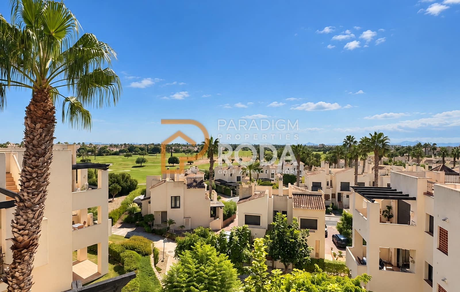 Ático de 2 habitaciones en Roda en venta con piscina garaje - 274.950 € (Ref: 10082171)