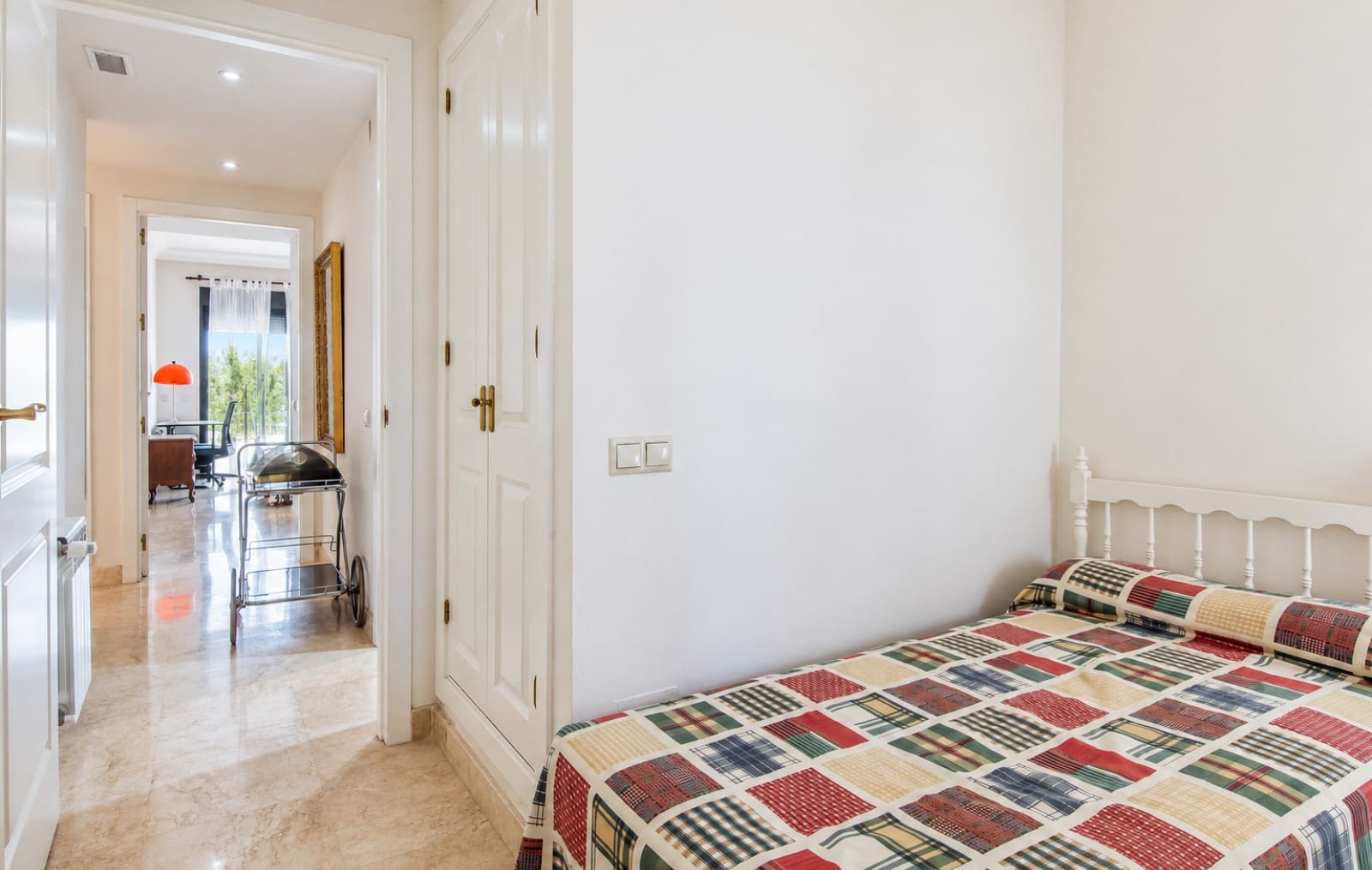 2 soverom Leilighet til salgs i Roda med svømmebasseng garasje - € 219 950 (Ref: 10091022)
