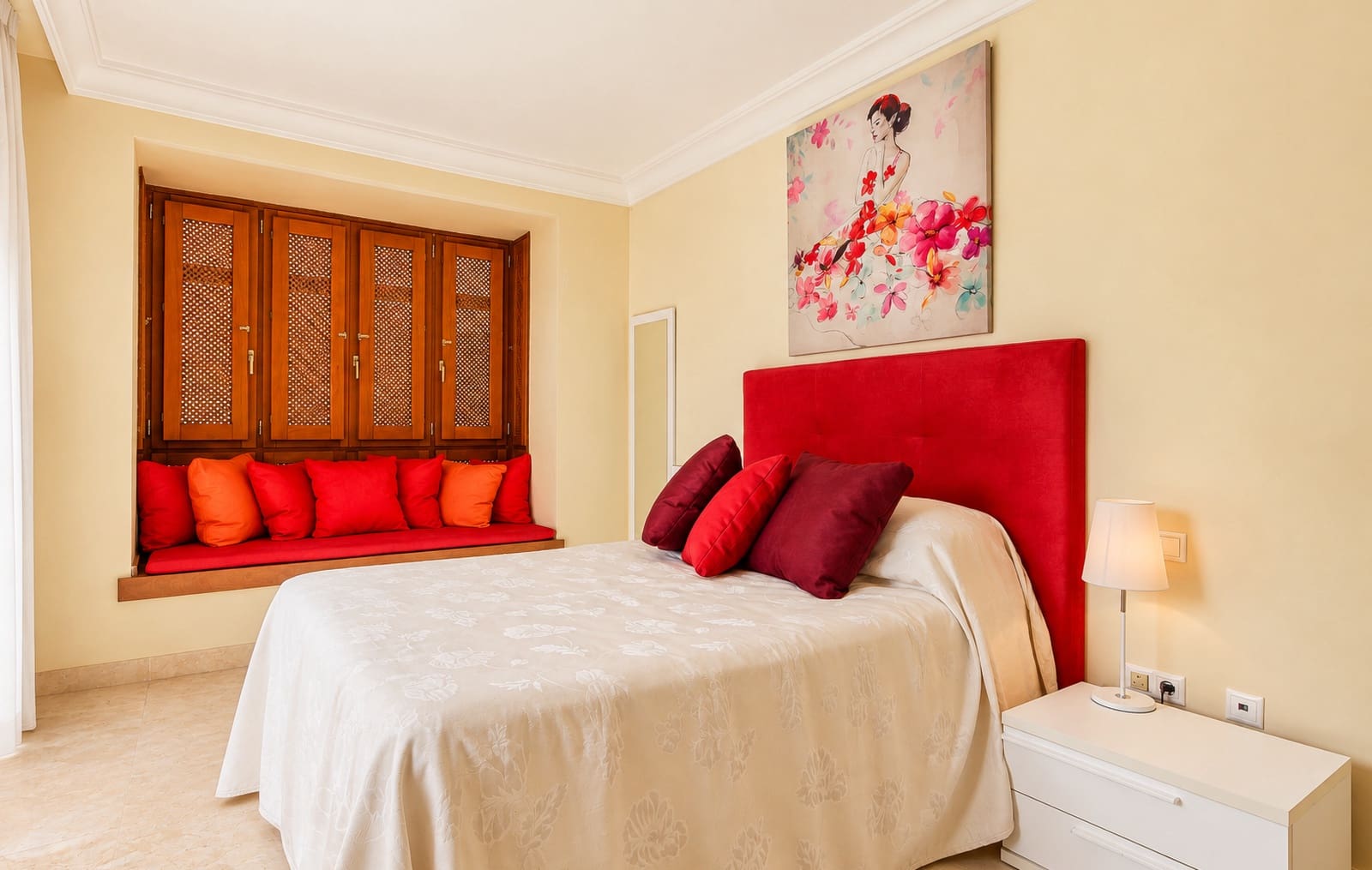 4 bedroom Villa for sale in Roda with pool garage - € 724,900 (Ref: 10130133)
