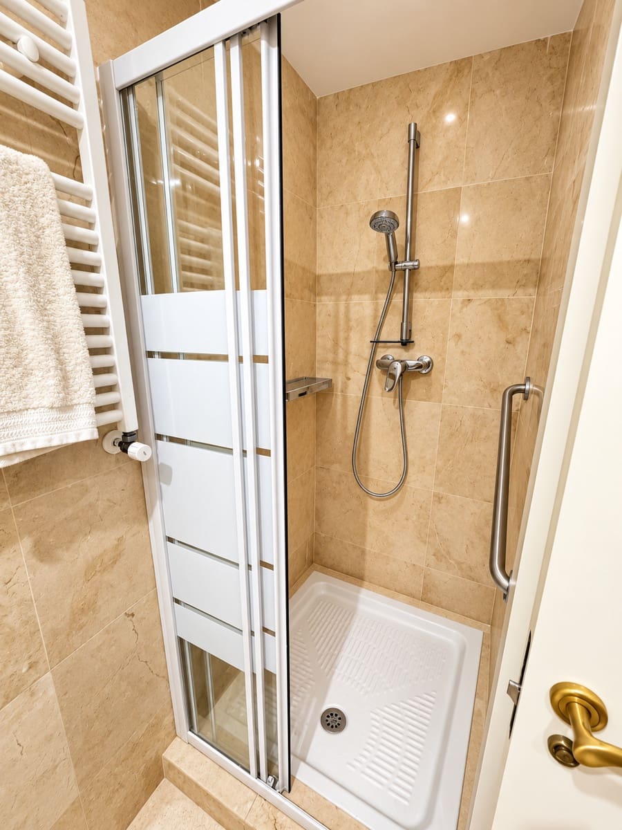 2 soverom Leilighet til salgs i Roda med svømmebasseng garasje - € 229 995 (Ref: 10148118)