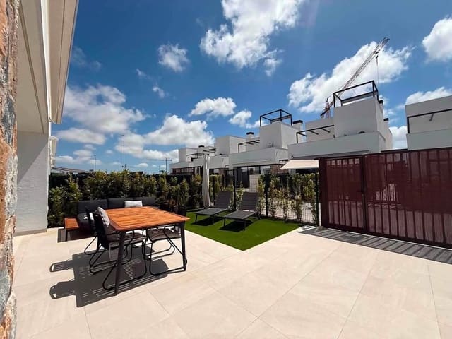 3 soveværelse Villa til salg i Torre-Pacheco med swimmingpool garage - € 465.000 (Ref: 10163523)