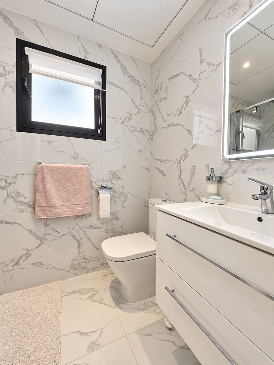 Ático de 2 habitaciones en Roda en venta con piscina garaje - 274.950 € (Ref: 10168888)