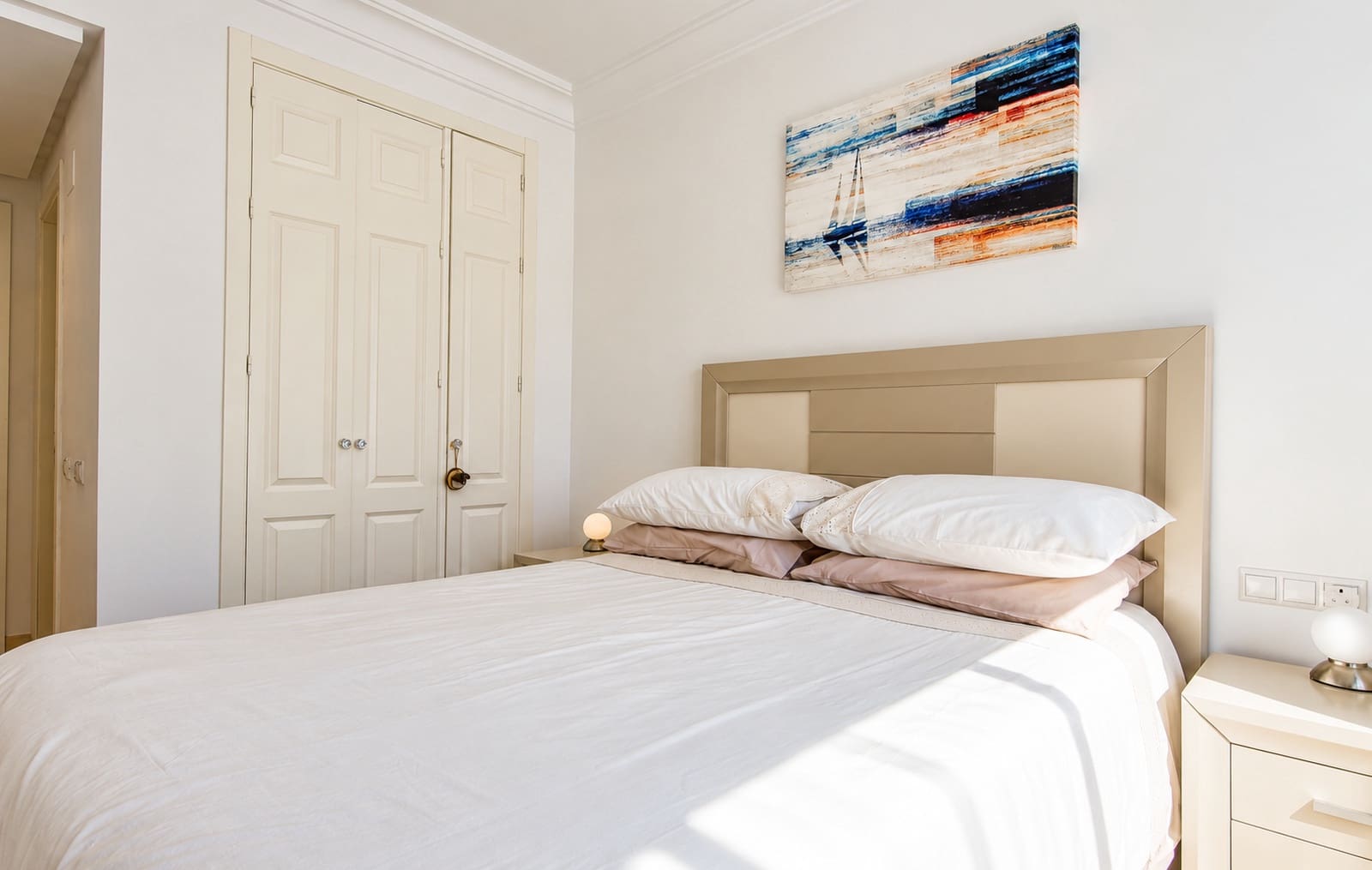 Ático de 2 habitaciones en Roda en venta con piscina garaje - 274.950 € (Ref: 10168888)
