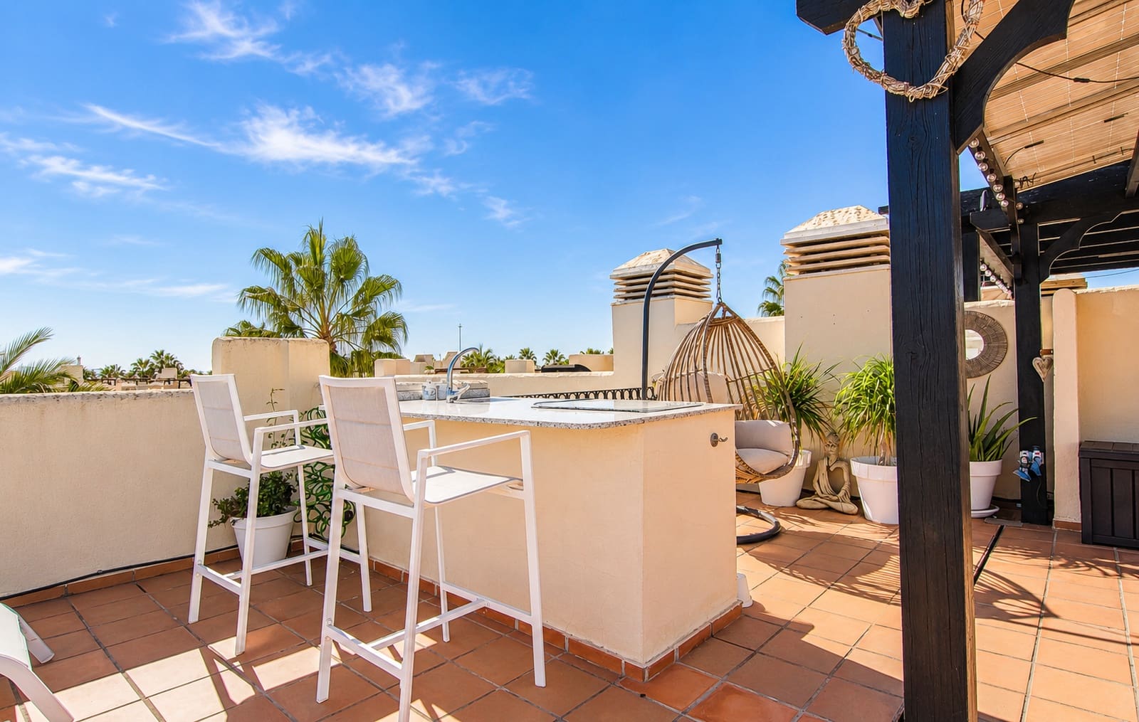 Ático de 2 habitaciones en Roda en venta con piscina garaje - 274.950 € (Ref: 10168888)