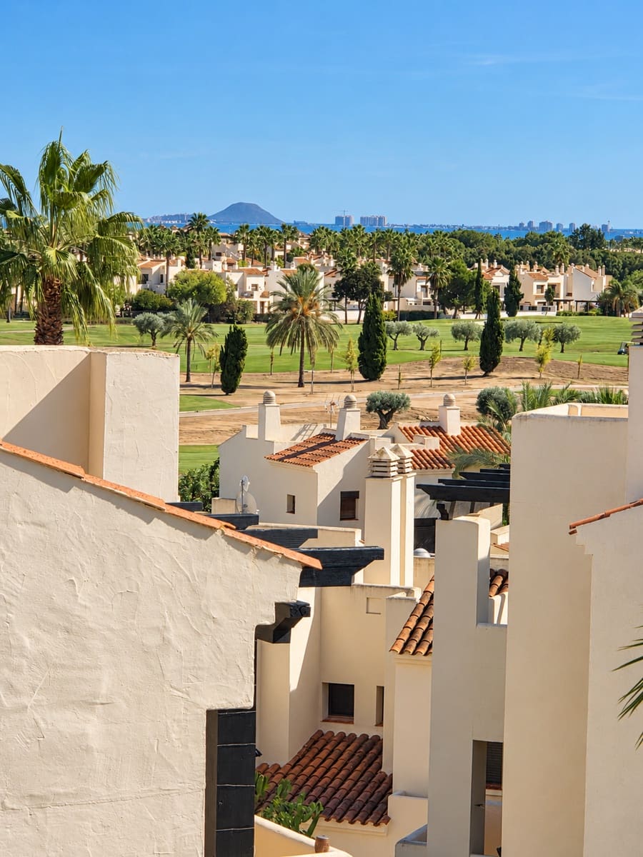 Ático de 2 habitaciones en Roda en venta con piscina garaje - 274.950 € (Ref: 10168888)
