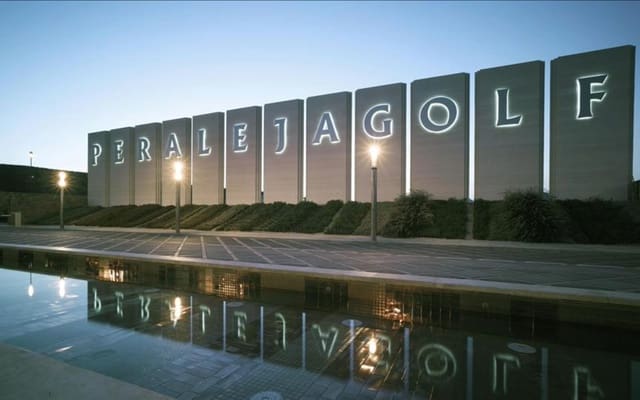 4 quarto Moradia para venda em La Peraleja Golf Resort, Múrcia cidade com piscina garagem - 725 000 € (Ref: 8977231)