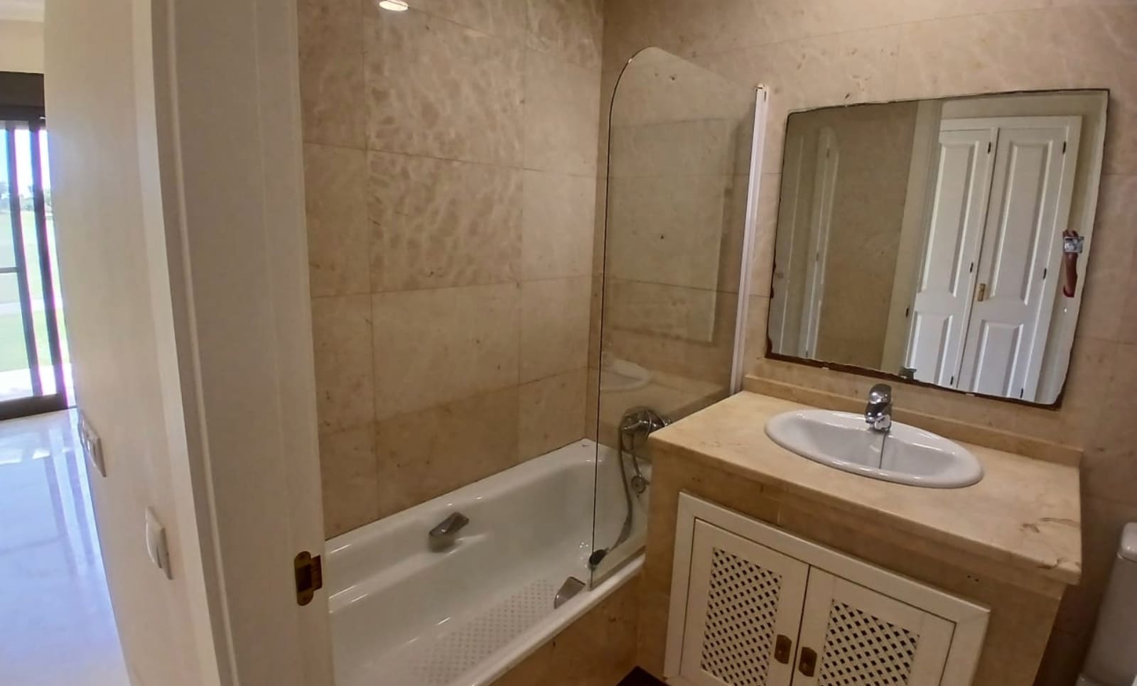 2 camera da letto Appartamento in vendita in Roda con piscina - 299.900 € (Rif: 9000129)