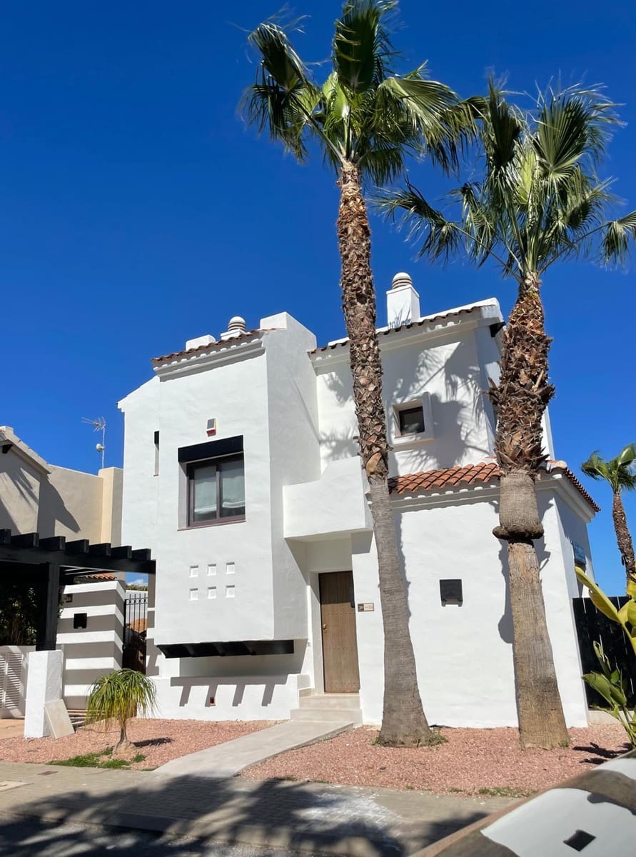 3 soveværelse Villa til salg i Roda med swimmingpool garage - € 661.500 (Ref: 9021805)