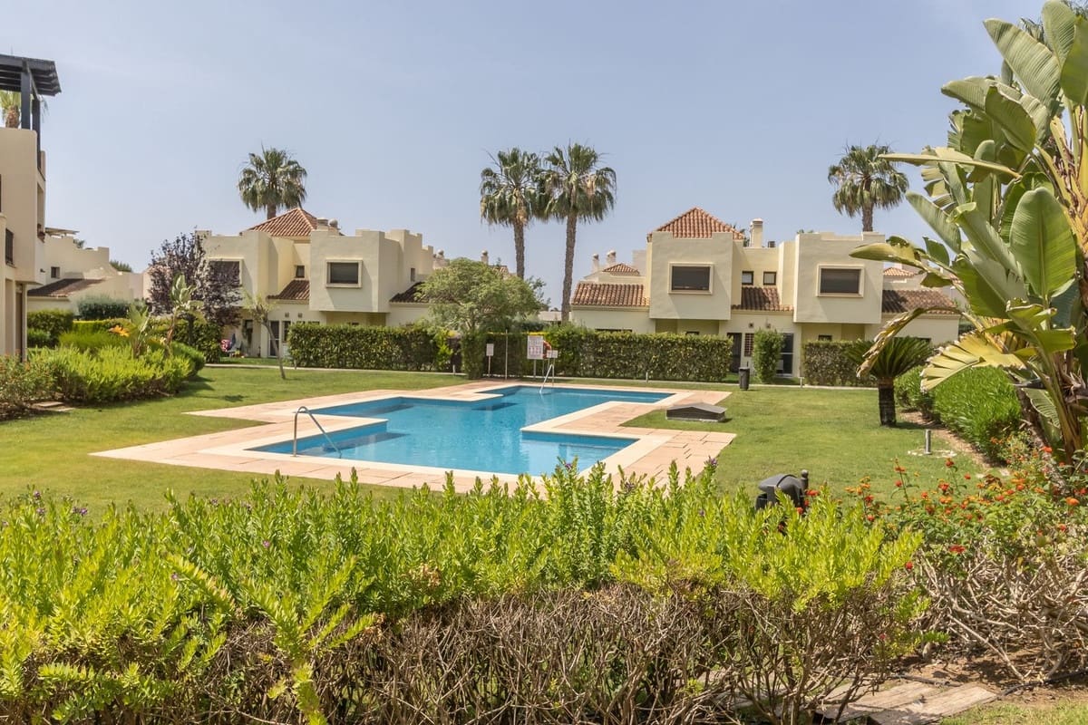 2 soveværelse Lejlighed til salg i Roda med swimmingpool garage - € 159.900 (Ref: 9158401)