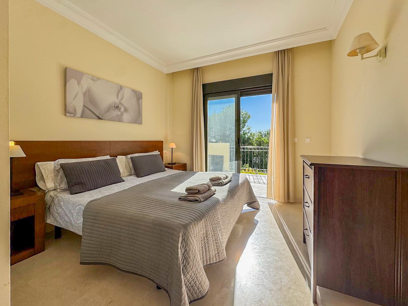 4 soveværelse Villa til salg i Roda med swimmingpool garage - € 624.950 (Ref: 9360107)