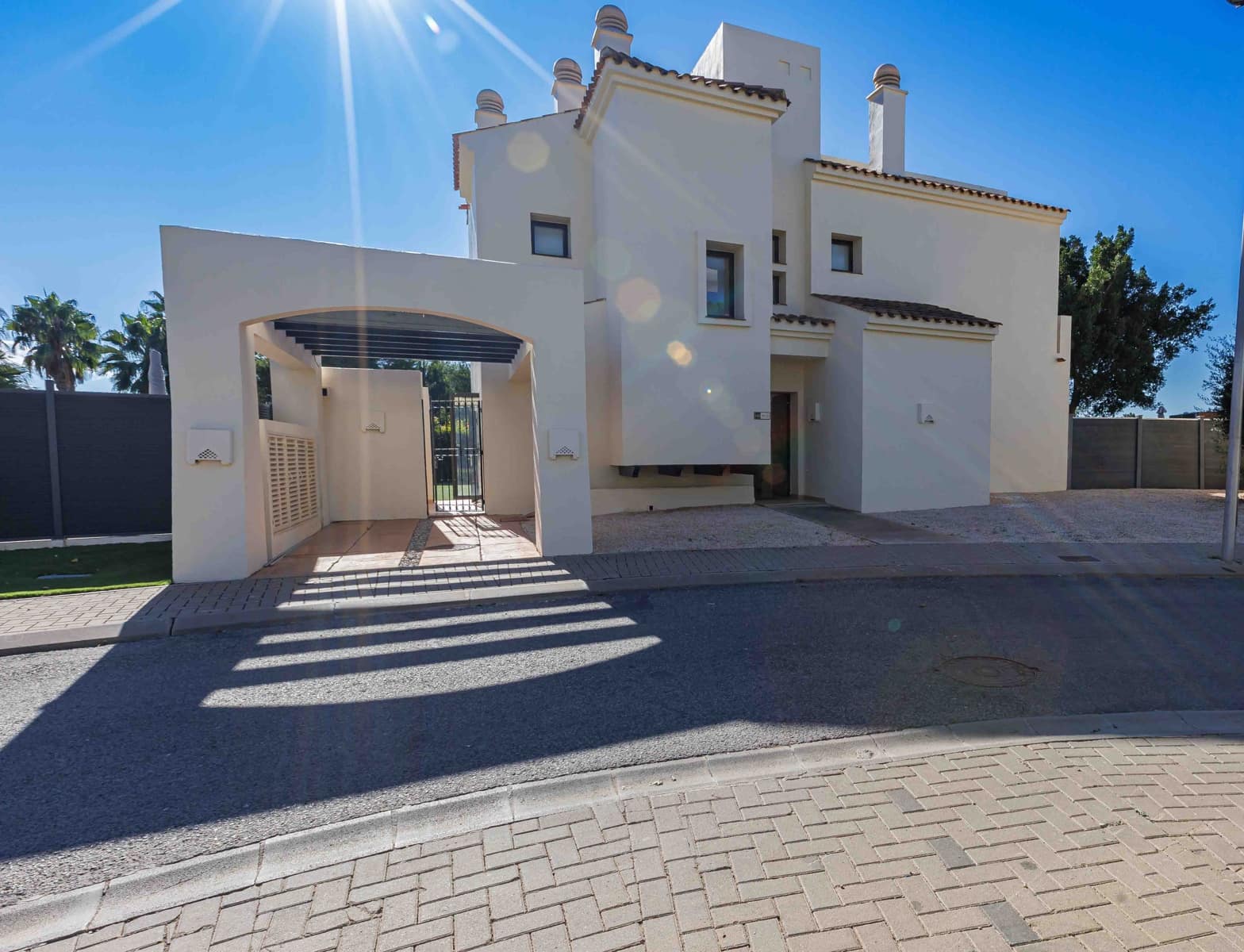 4 soveværelse Villa til salg i Roda med swimmingpool garage - € 624.950 (Ref: 9360107)