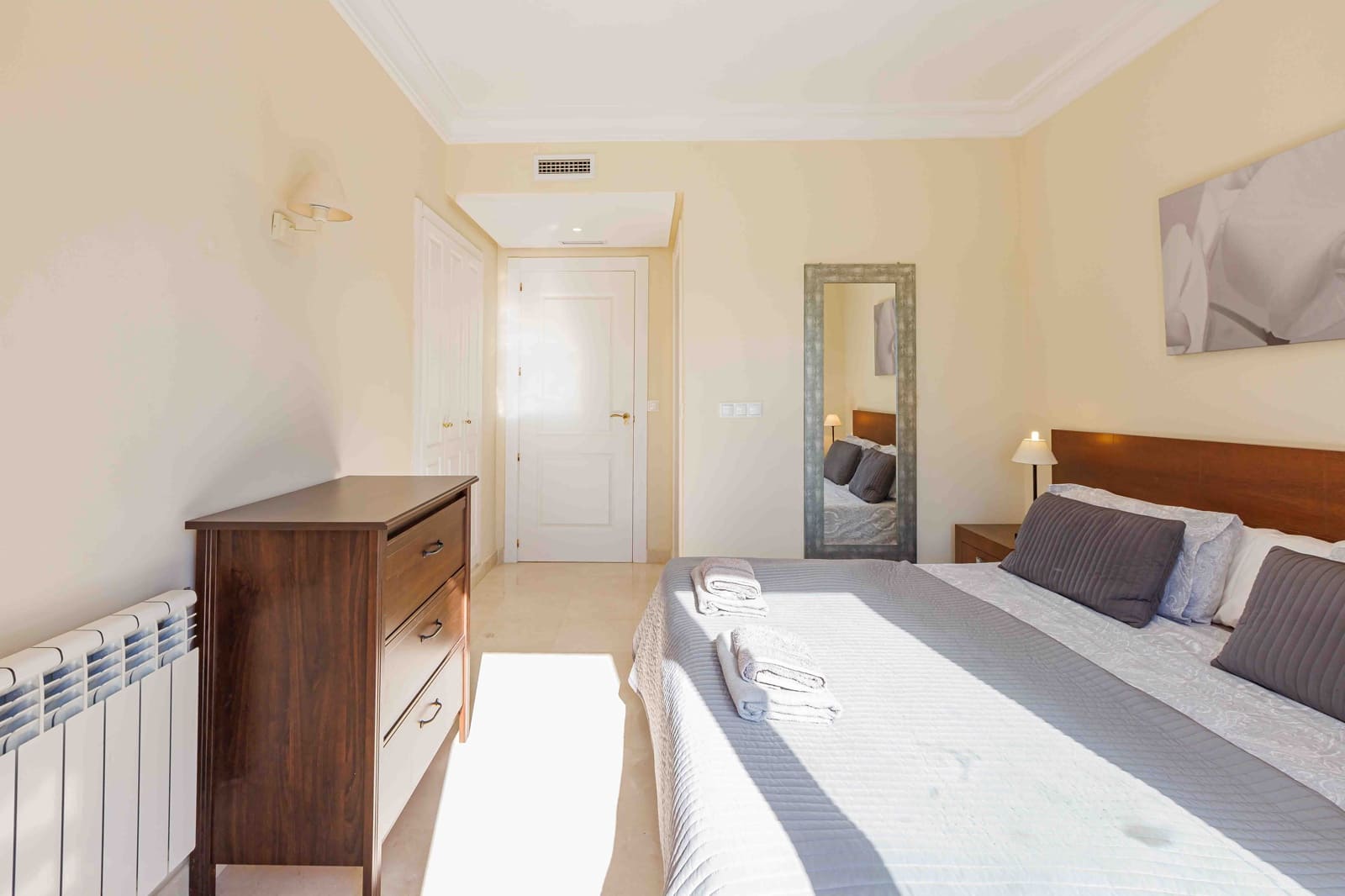 4 soveværelse Villa til salg i Roda med swimmingpool garage - € 624.950 (Ref: 9360107)