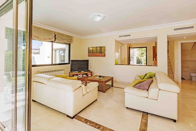 4 soverom Villa til salgs i Roda Golf, San Javier med svømmebasseng garasje - € 624 950 (Ref: 9360107)