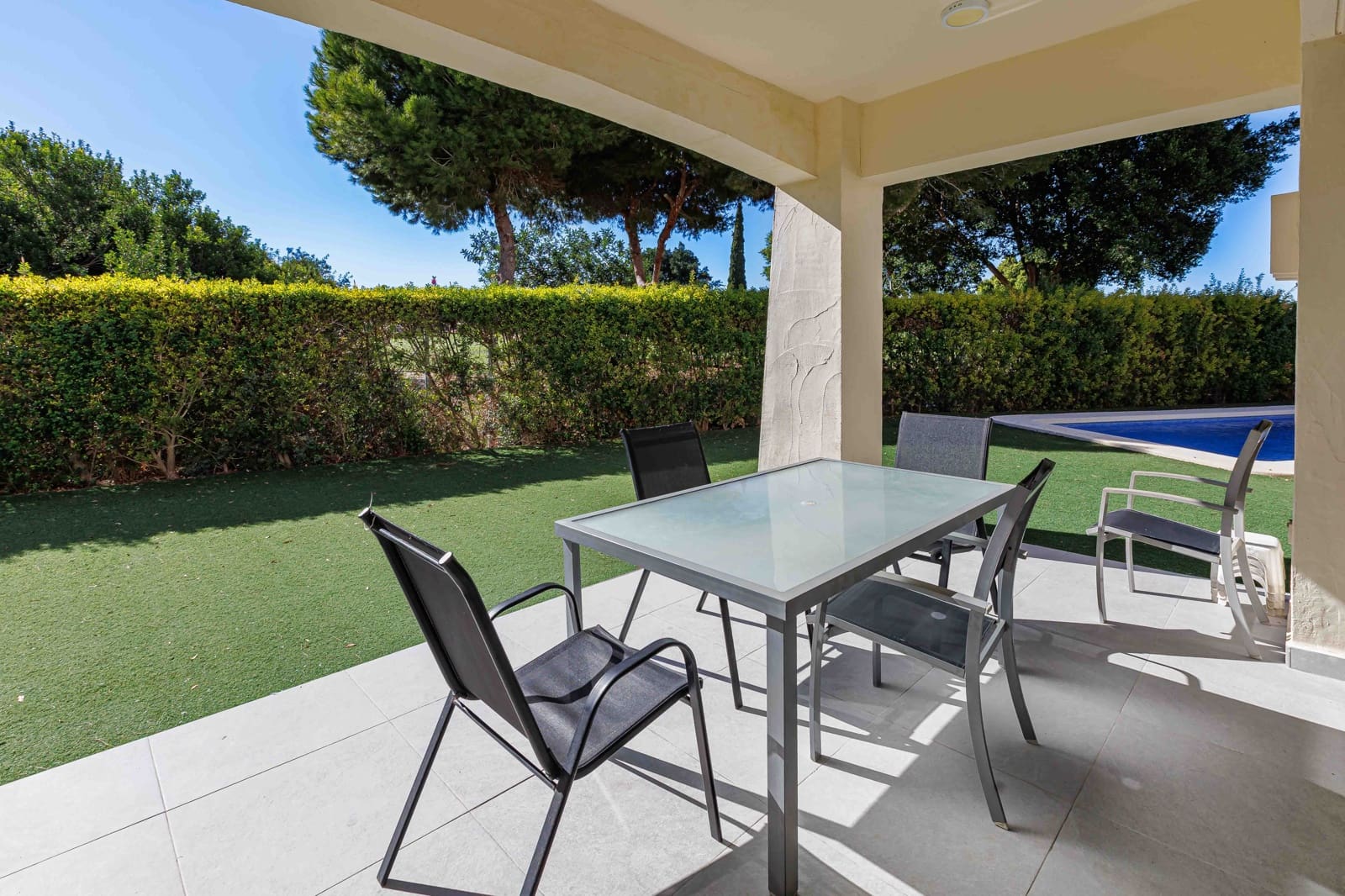 4 soveværelse Villa til salg i Roda med swimmingpool garage - € 624.950 (Ref: 9360107)