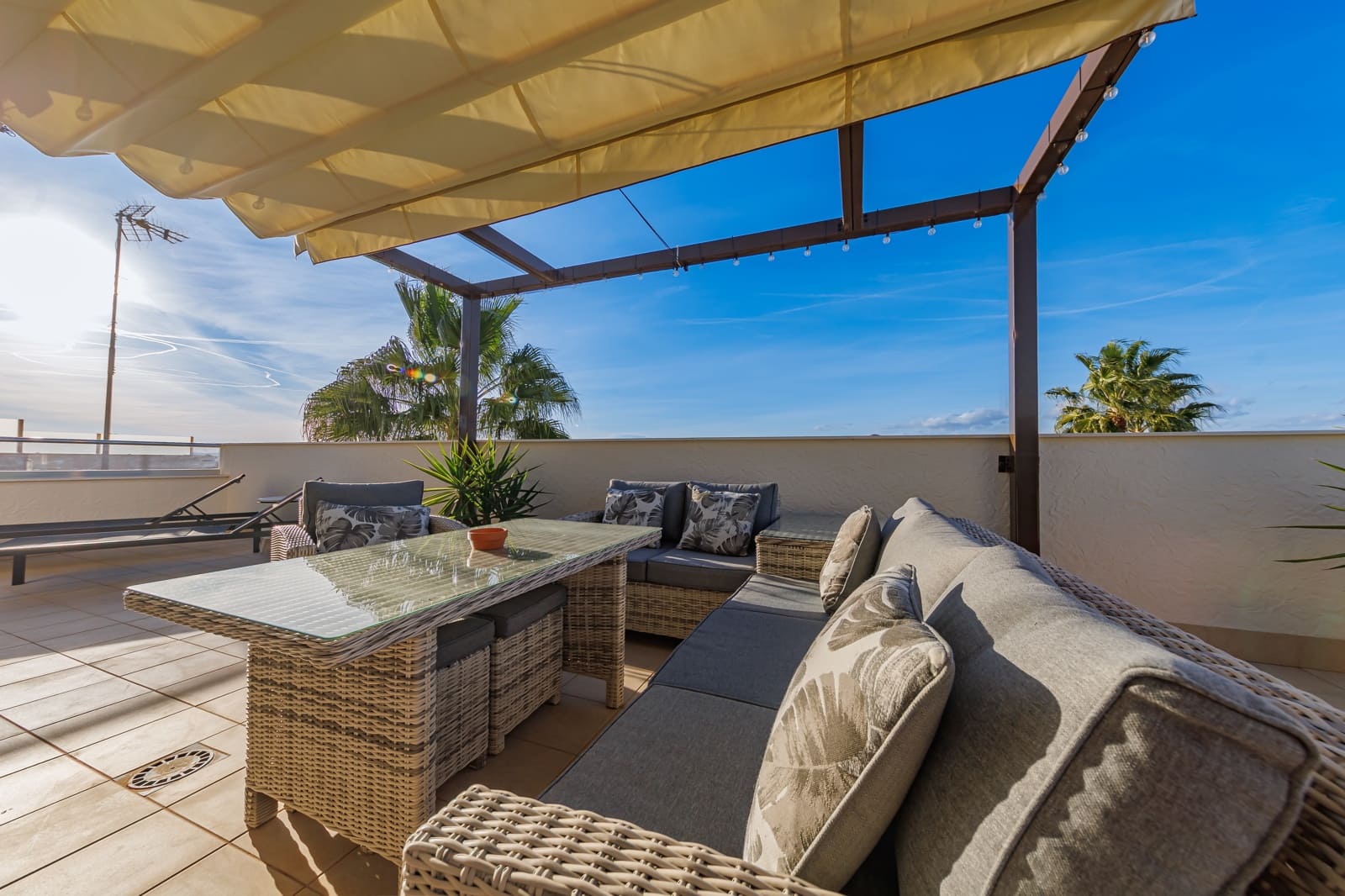 3 soveværelse Byhus til salg i Dolores De Pacheco med swimmingpool garage - € 374.950 (Ref: 9409336)