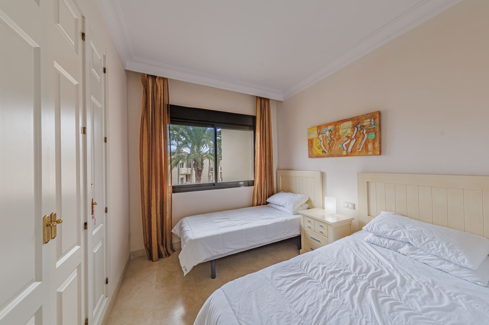 3 sypialnia Penthouse na sprzedaż w Roda z basenem garażem - 264 900 € (Ref: 9438896)