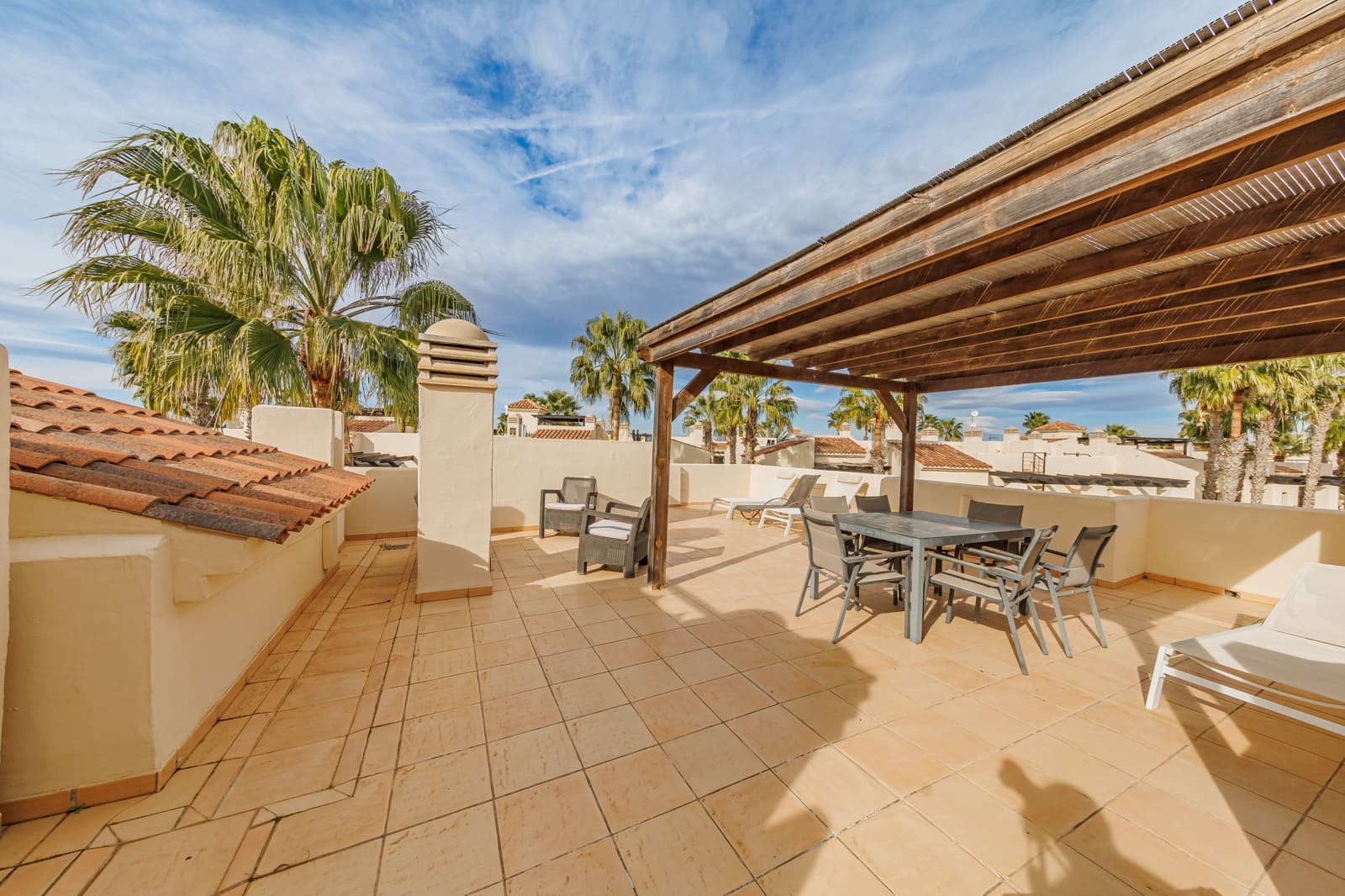 3 sypialnia Penthouse na sprzedaż w Roda z basenem garażem - 264 900 € (Ref: 9438896)