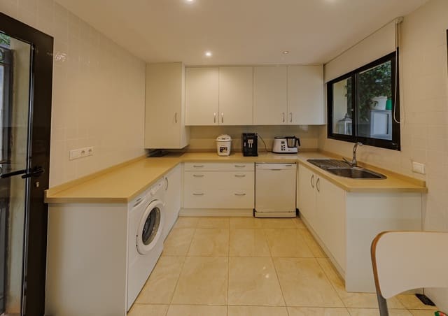 3 slaapkamer Villa te koop in Roda Golf, San Javier met zwembad garage - € 549.900 (Ref: 9450491)