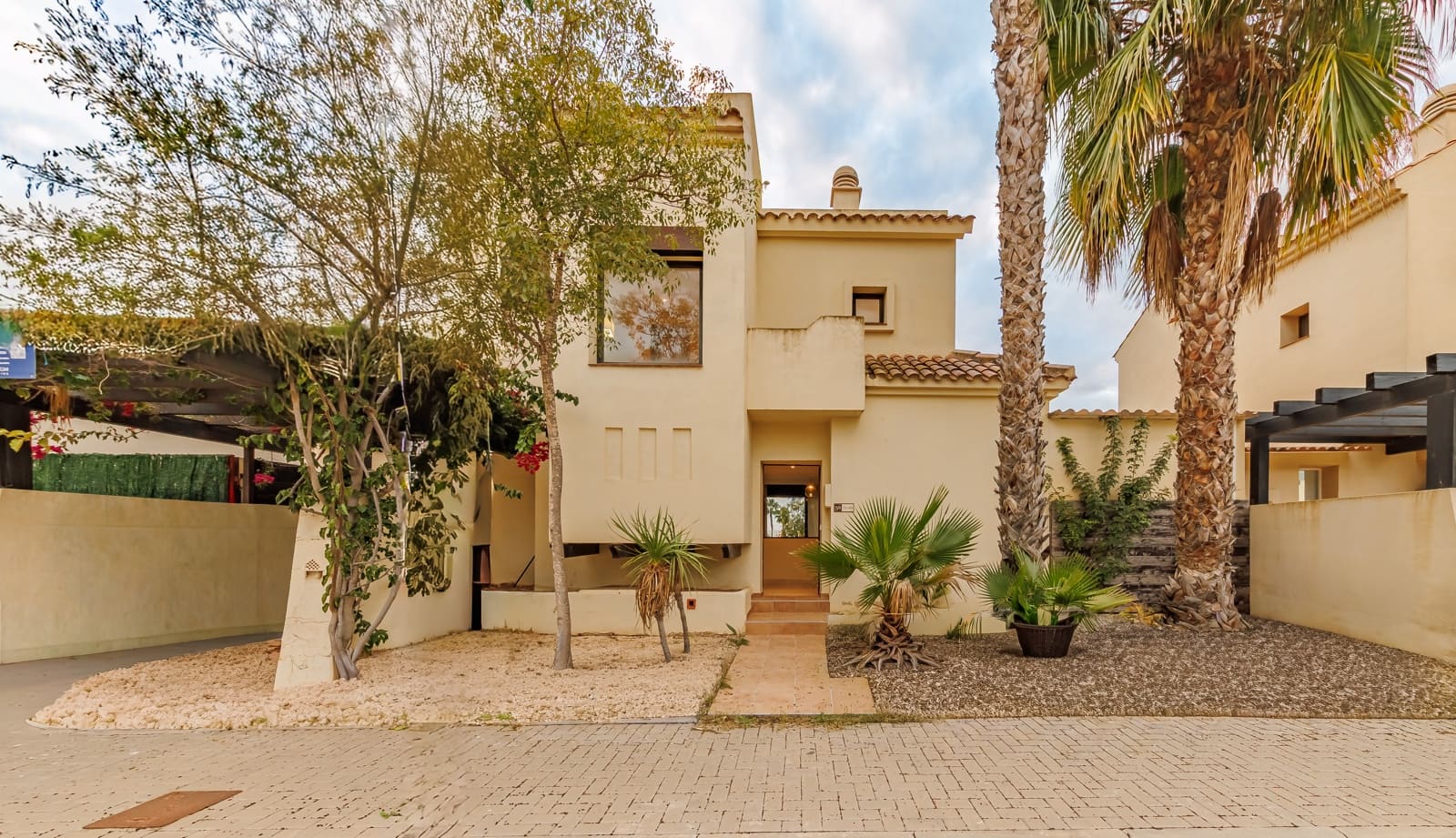 3 slaapkamer Villa te koop in Roda met zwembad garage - € 549.900 (Ref: 9450491)