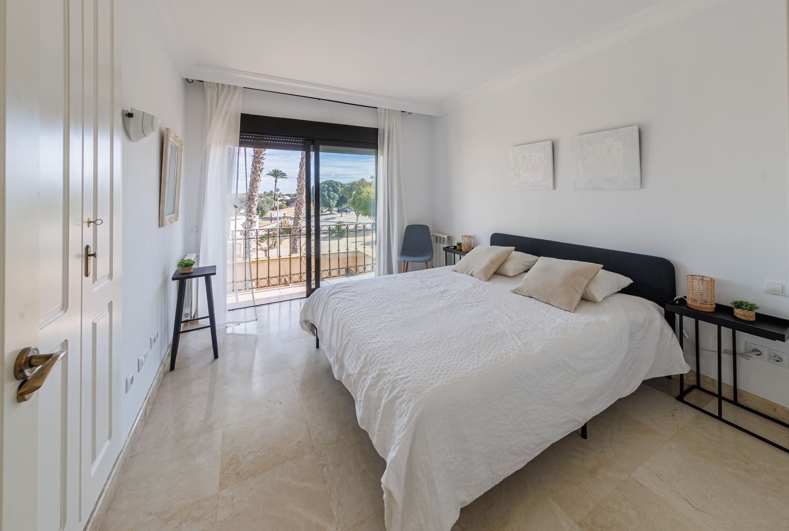 2 slaapkamer Huis te koop in Roda met zwembad garage - € 229.000 (Ref: 9539873)