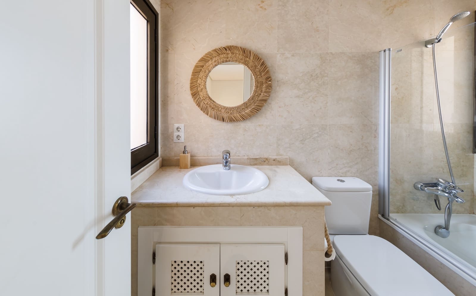 2 slaapkamer Huis te koop in Roda met zwembad garage - € 229.000 (Ref: 9539873)