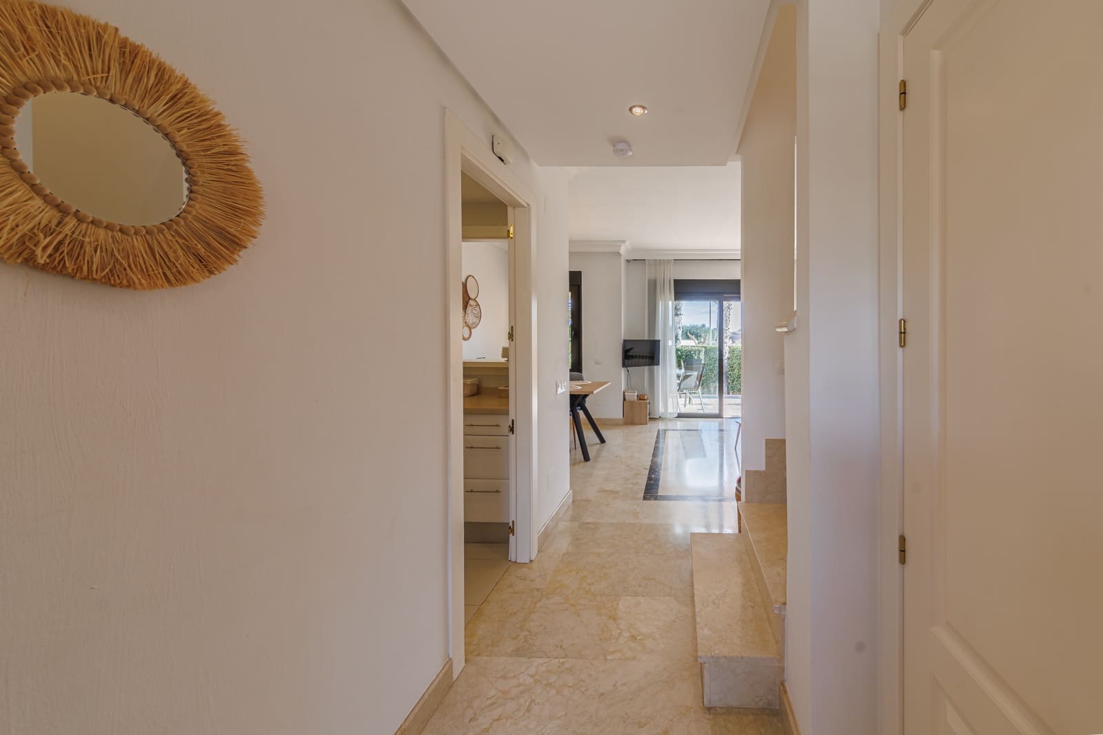 2 slaapkamer Huis te koop in Roda met zwembad garage - € 229.000 (Ref: 9539873)