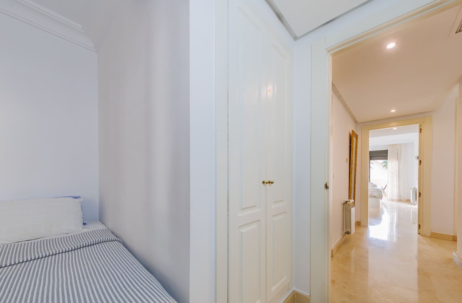 2 soverom Leilighet til salgs i Roda med svømmebasseng garasje - € 179 000 (Ref: 9553111)