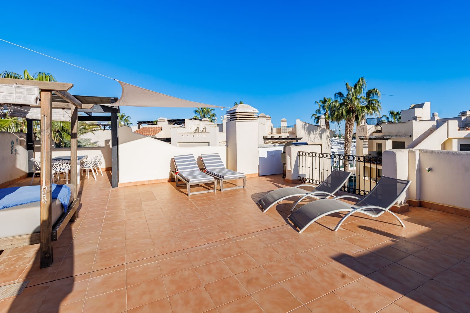 3 chambre Penthouse à vendre à Roda avec piscine garage - 279 000 € (Ref: 9576908)