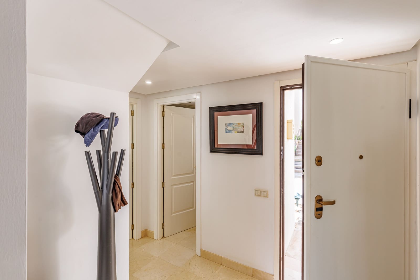 3 bedroom Townhouse for sale in Roda with pool garage - € 299,000 (Ref: 9588229)