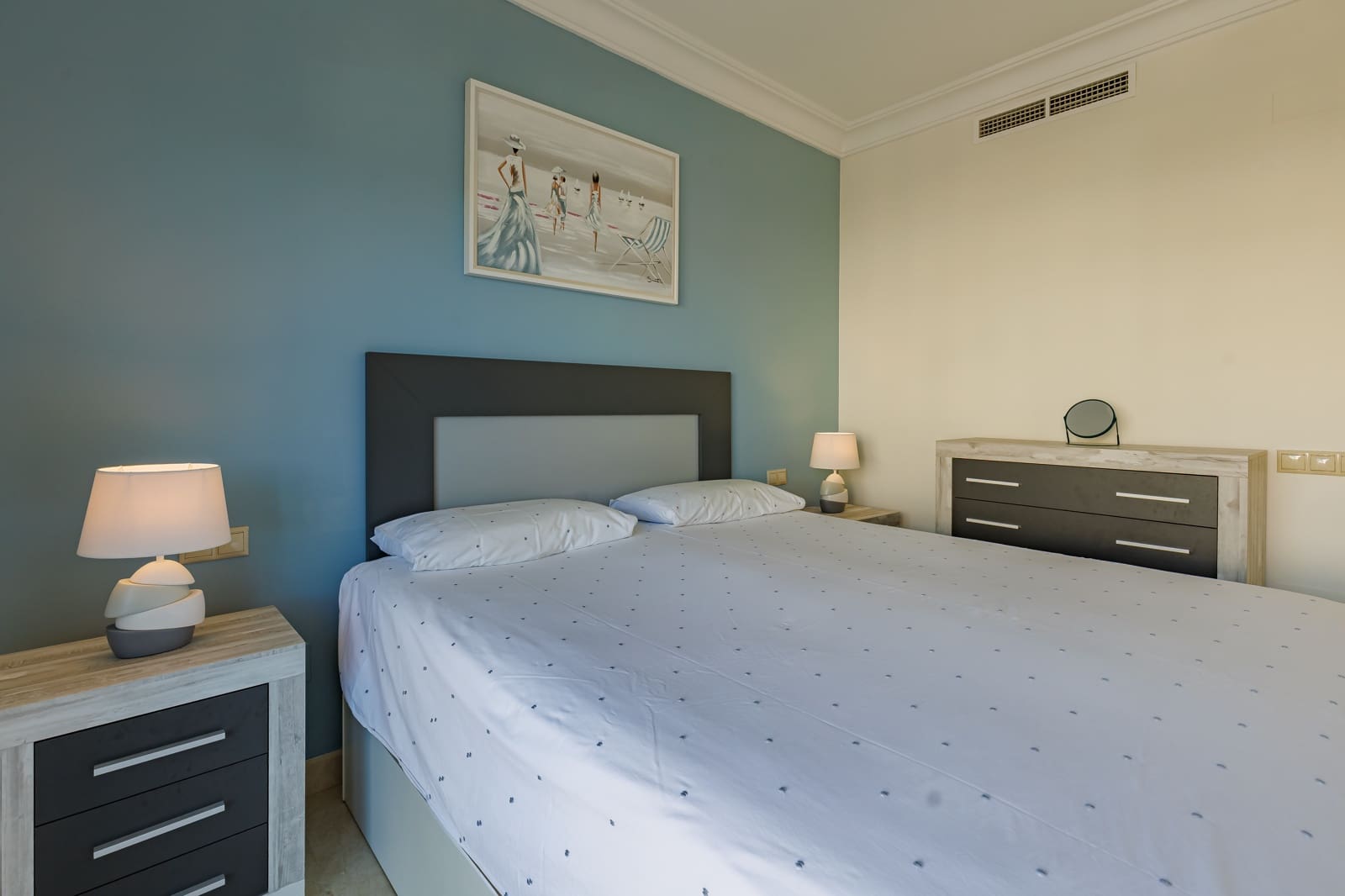 2 makuuhuone Omakotitalo myytävänä paikassa Roda mukana uima-altaan 
autotalli - 210 000 € (Ref: 9599951)