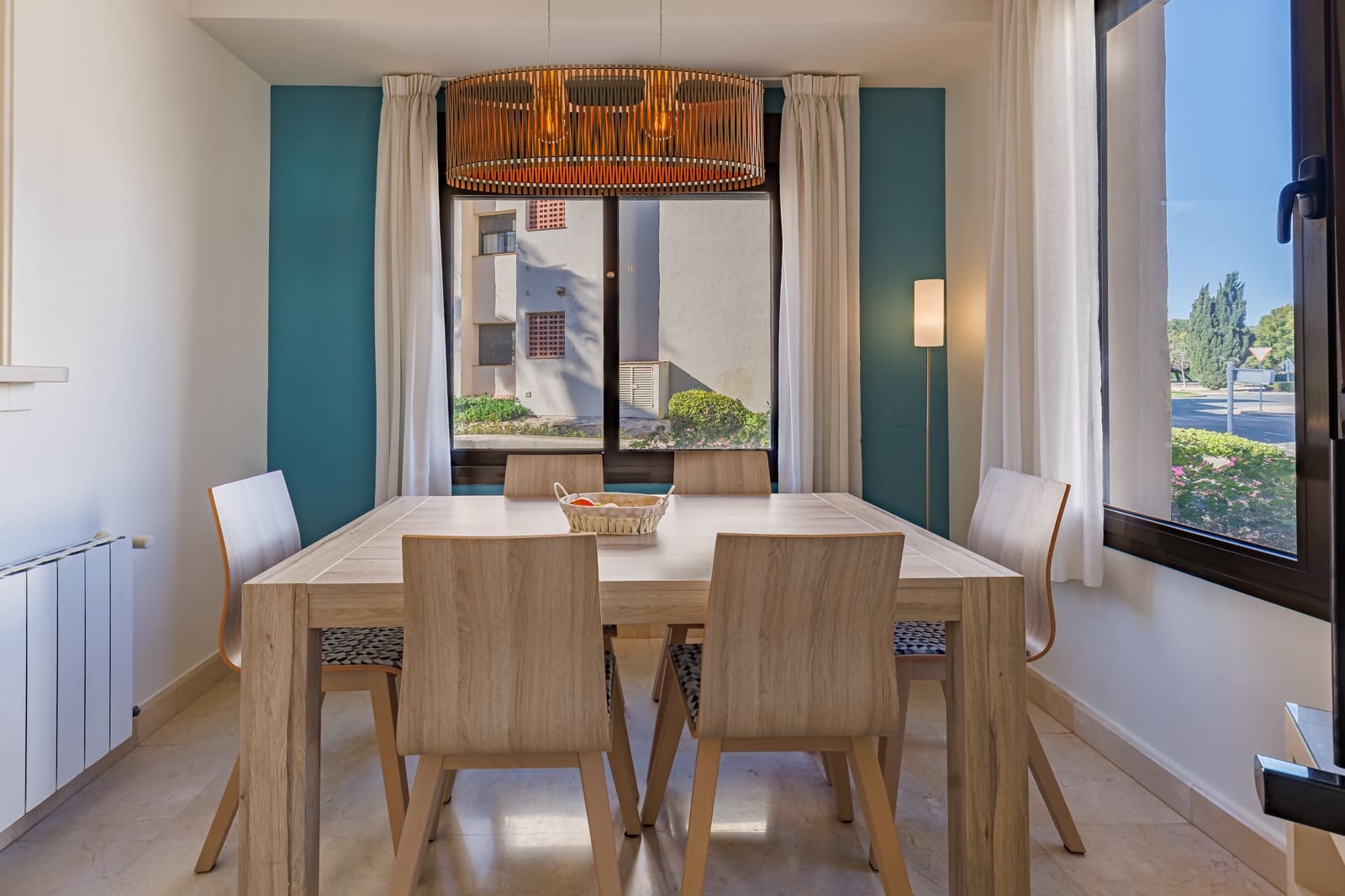 2 makuuhuone Omakotitalo myytävänä paikassa Roda mukana uima-altaan 
autotalli - 210 000 € (Ref: 9599951)